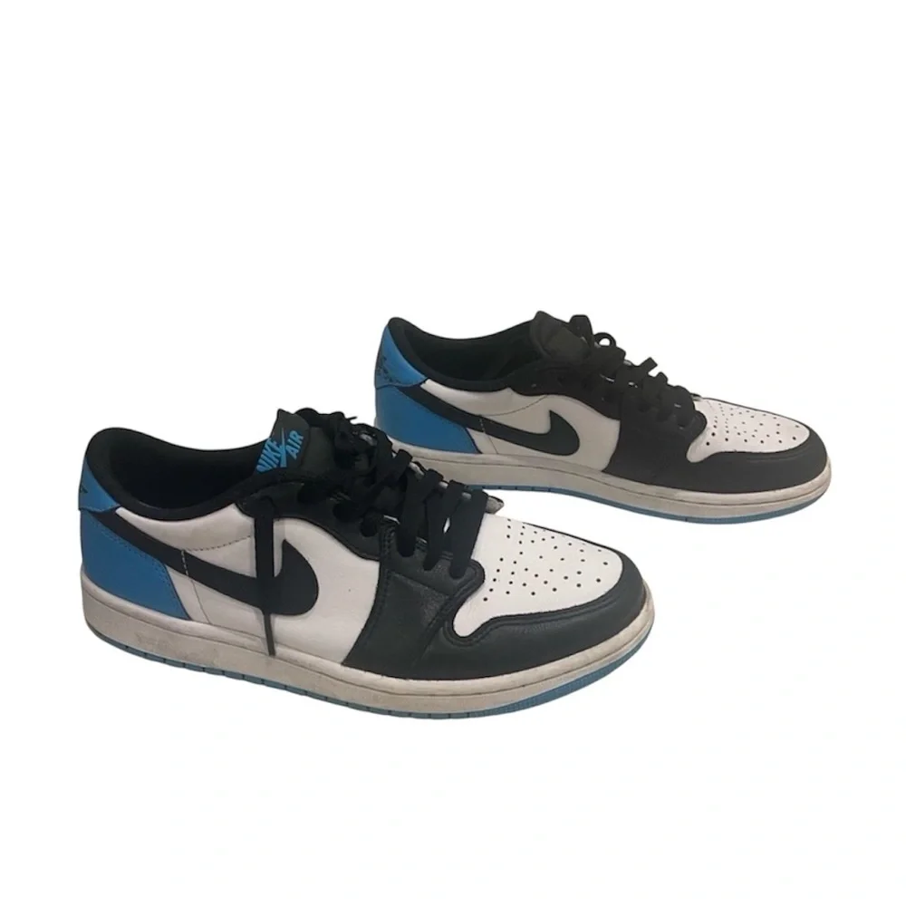 Nike‎ Men's Air Retro Low Black and Blue Sneakers Size 9
